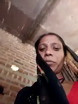 Snapshot of Xx_pooja chatting on October 2025 06:14:02 AM Xx pooja online show from October 2025 06:14:02 AM