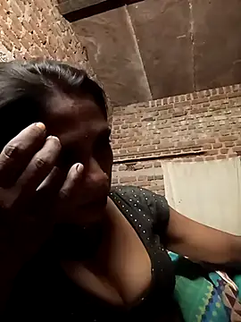 Snapshot of Xx_pooja chatting on October 2025 03:31:01 PM Xx pooja online show from October 2025 03:31:01 PM