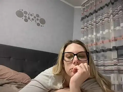 NikexPretty online show from March 2026 06:01:01 PM