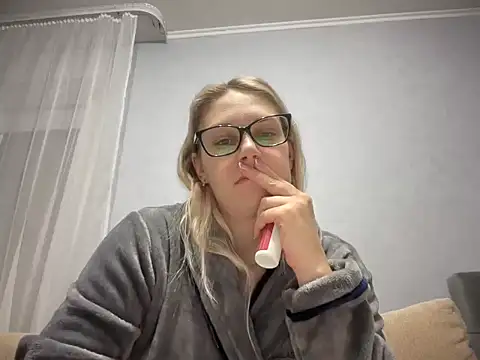 NikexPretty online show from November 2025 08:02:01 PM