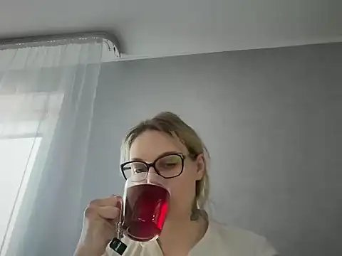 NikexPretty online show from March 2026 08:28:01 AM