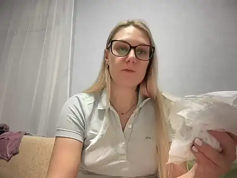 NikexPretty online show from November 2025 03:26:01 PM