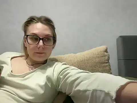 NikexPretty online show from March 2026 05:24:02 PM