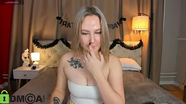 Snapshot of Sheila_Rich chatting on December 2025 09:33:02 AM Sheila Rich online show from December 2025 09:33:02 AM