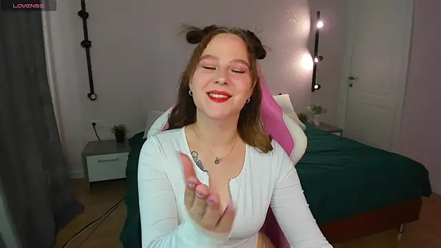 Sheila Rich online show from October 2025 09:25:01 AM