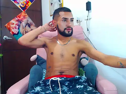 Snapshot of boybunnyerotic chatting on September 2025 11:16:01 PM boybunnyerotic online show from September 2025 11:16:01 PM
