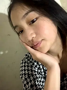 -Lie-06 online show from November 2025 11:52:02 PM