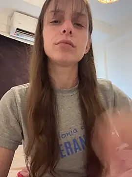 Snapshot of LittleJulietta chatting on September 2025 12:10:01 PM LittleJulietta online show from September 2025 12:10:01 PM