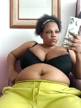 HappygalTheQueen online show from March 2026 11:01:01 AM