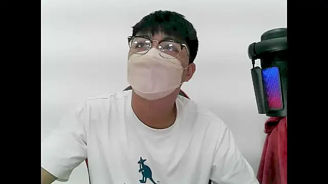 zhu000000 online show from October 2025 06:12:01 AM