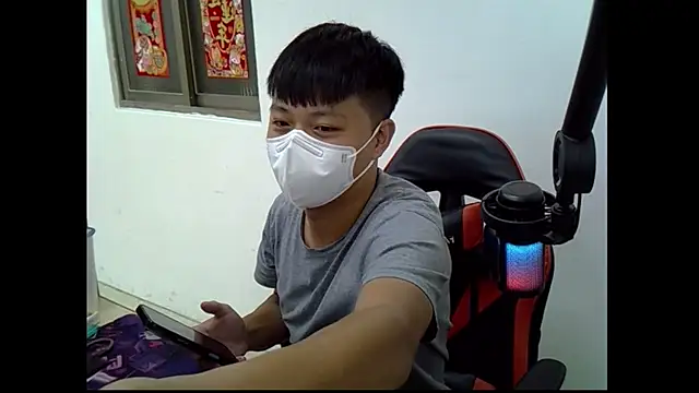 zhu000000 online show from October 2025 05:34:02 AM