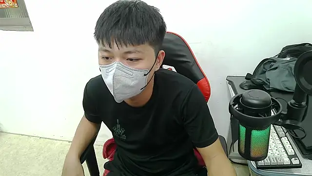 zhu000000 online show from November 2025 07:14:02 AM