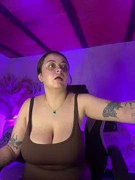 SarahCastro1  online show from April 2026 11:20:02 PM
