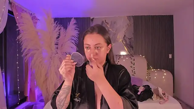 SarahCastro1  online show from March 2026 05:50:01 AM