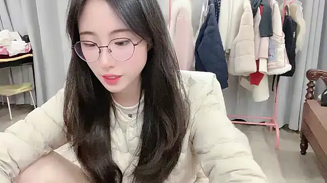 Freya7777 online show from December 2025 02:55:01 PM