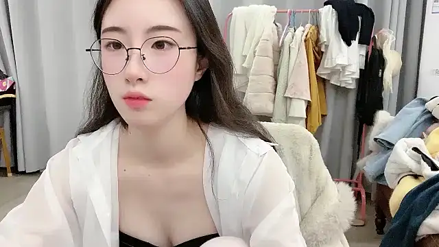 Freya7777 online show from November 2025 03:01:02 PM