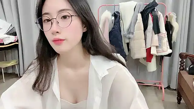 Freya7777 online show from December 2025 02:21:02 PM