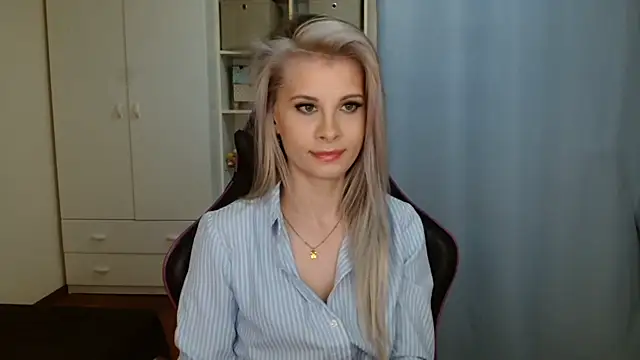 KristineGlow online show from March 2026 03:16:02 PM