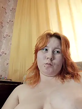 Snapshot of MiaKissy chatting on December 2025 03:50:02 PM MiaKissy online show from December 2025 03:50:02 PM