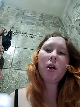 MiaKissy online show from September 2025 12:14:01 PM