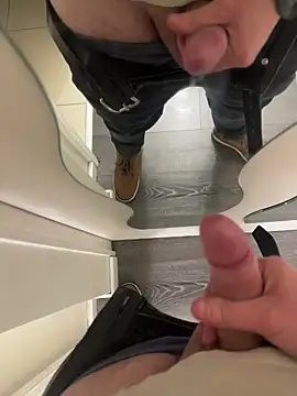 Fredo7501 online show from December 2025 02:56:01 PM