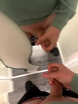 Fredo7501 online show from October 2025 12:19:02 PM