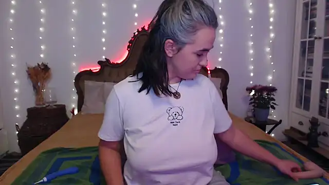 SilkenSin online show from November 2025 09:57:02 AM