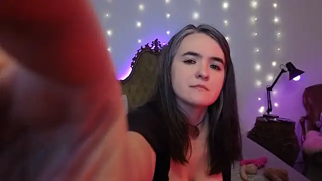 SilkenSin online show from March 2026 10:17:01 AM