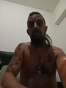 Snapshot of urugauchito chatting on June 2026 07:09:02 AM urugauchito online show from June 2026 07:09:02 AM