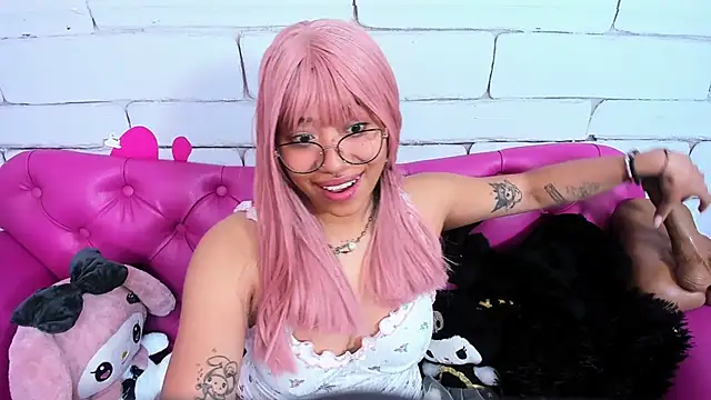 SafiroAgataaa online show from October 2025 07:37:01 PM
