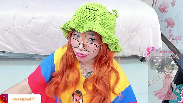 Snapshot of SafiroAgataaa chatting on July 2026 06:47:02 AM SafiroAgataaa online show from July 2026 06:47:02 AM