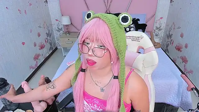 SafiroAgataaa online show from November 2025 02:01:01 AM