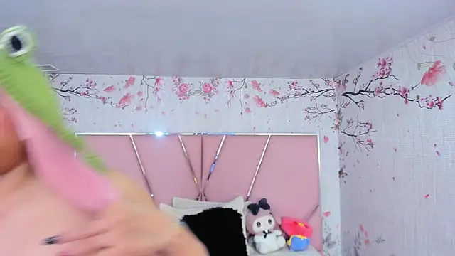 SafiroAgataaa online show from February 2026 05:03:02 AM