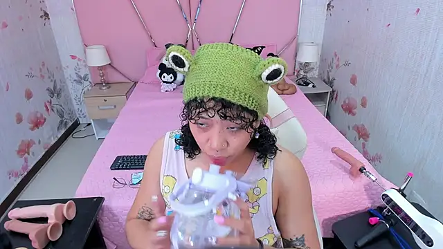 SafiroAgataaa online show from October 2025 07:33:01 PM