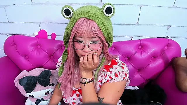 SafiroAgataaa online show from October 2025 08:16:01 AM