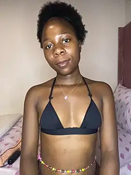 Snapshot of Crazyqueenxxx chatting on October 2025 09:27:01 PM Crazyqueenxxx online show from October 2025 09:27:01 PM