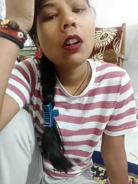 Vaani Cutie online show from October 2025 02:02:01 AM