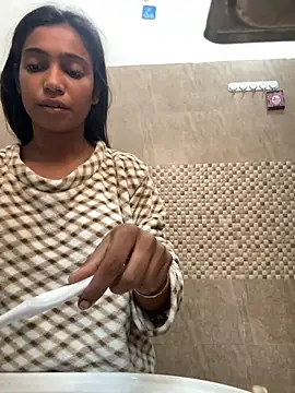 HeerStd online show from November 2025 05:00:02 AM