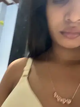 Snapshot of HeerStd chatting on October 2025 08:24:02 AM HeerStd online show from October 2025 08:24:02 AM