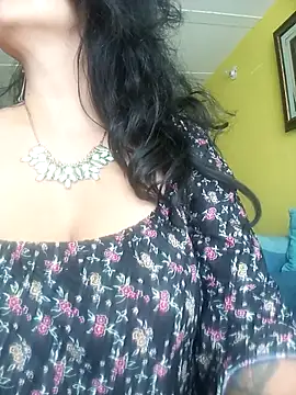 Snapshot of ivonne_9 chatting on September 2025 03:12:01 PM ivonne 9 online show from September 2025 03:12:01 PM