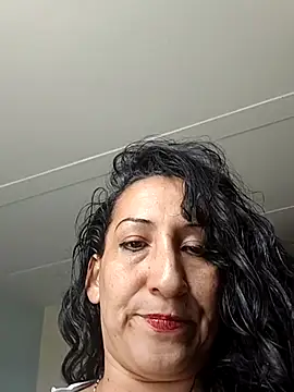 Snapshot of ivonne_9 chatting on October 2025 04:28:01 PM ivonne 9 online show from October 2025 04:28:01 PM
