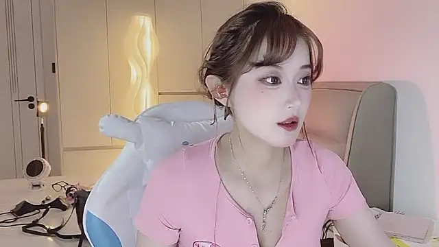 Naiyi-babe online show from February 2026 01:11:01 PM