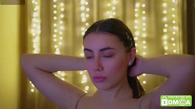 Snapshot of KateCarrey chatting on November 2025 06:57:02 PM KateCarrey online show from November 2025 06:57:02 PM