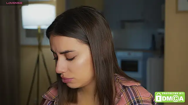 Snapshot of KateCarrey chatting on October 2025 08:24:02 AM KateCarrey online show from October 2025 08:24:02 AM