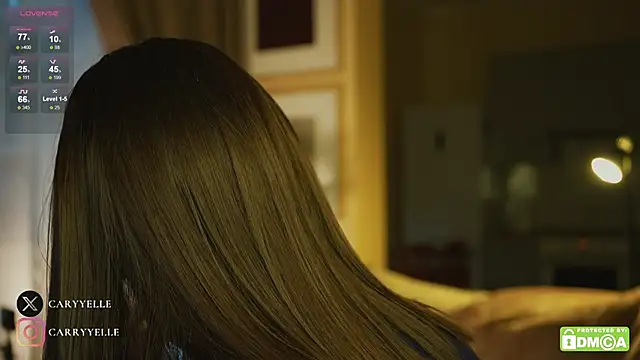 Snapshot of KateCarrey chatting on November 2025 06:17:01 AM KateCarrey online show from November 2025 06:17:01 AM