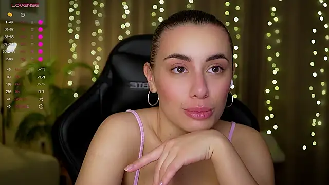 Snapshot of KateCarrey chatting on January 2026 04:22:02 PM KateCarrey online show from January 2026 04:22:02 PM