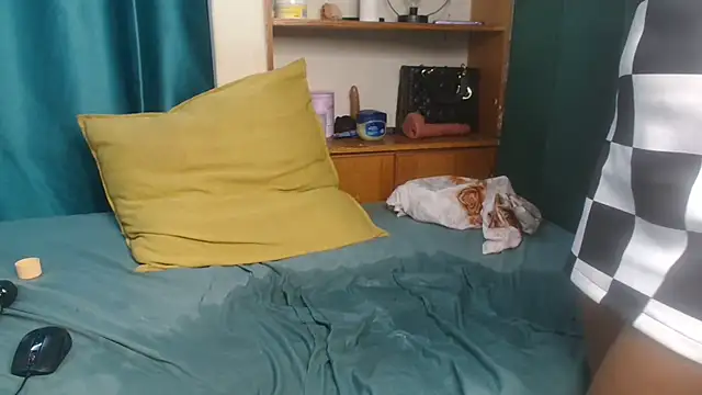 Keishaa-77 online show from May 2026 04:43:02 PM