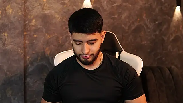 Snapshot of Nick_Vans chatting on September 2025 03:12:02 PM Nick Vans online show from September 2025 03:12:02 PM