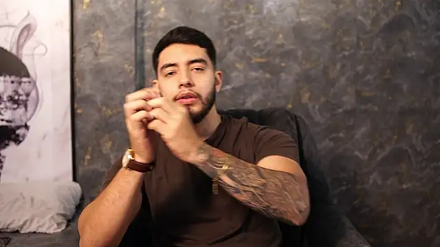 Snapshot of Nick_Vans chatting on September 2025 01:29:01 PM Nick Vans online show from September 2025 01:29:01 PM