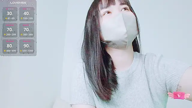 Snapshot of Zinzin_chan chatting on April 2026 06:42:02 PM Zinzin chan online show from April 2026 06:42:02 PM